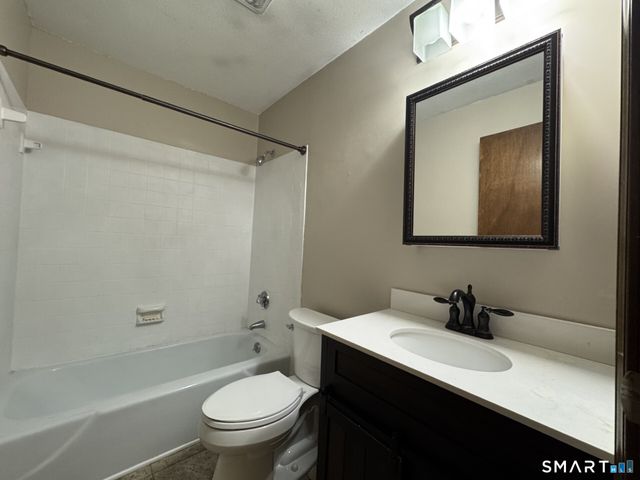 223 Brittany Farms Road D, New Britain, CT 06053