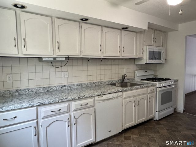 223 Brittany Farms Road D, New Britain, CT 06053