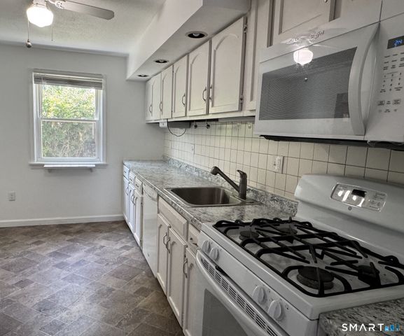 223 Brittany Farms Road D, New Britain, CT 06053