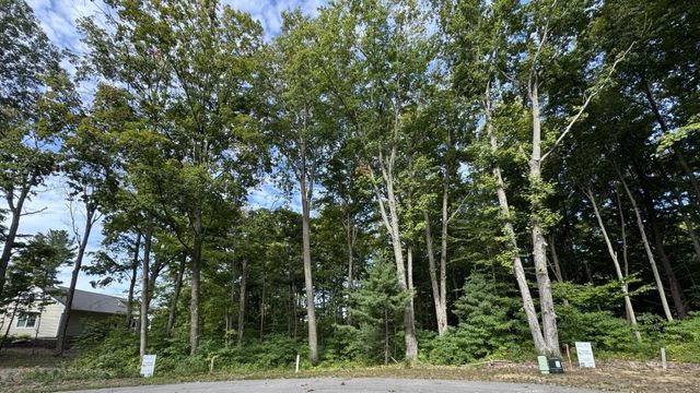 14672 Crest View Court, South Haven, MI 49090