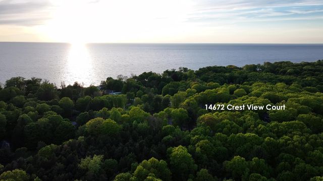 14672 Crest View Court, South Haven, MI 49090
