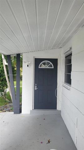 821 NE 6th St 1, Hallandale Beach, FL 33009