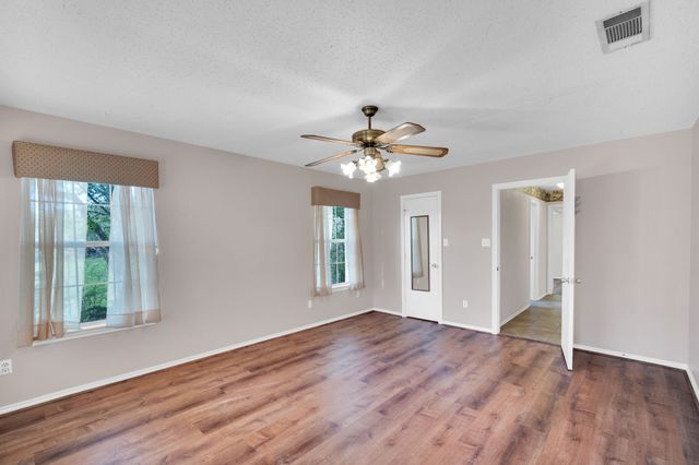 488 Loma Linda Road, Palmer, TX 75152