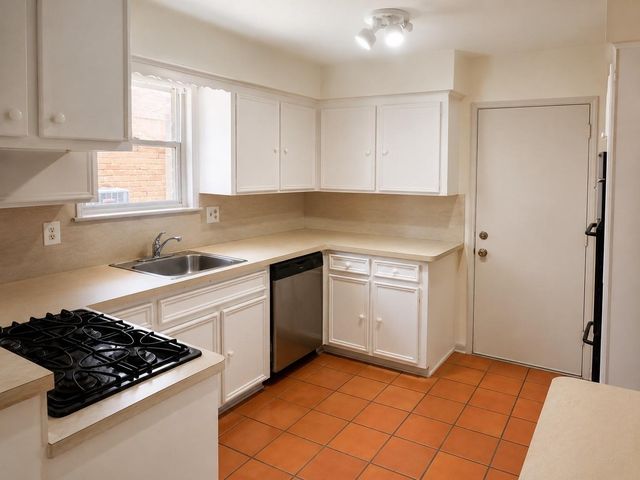 7607 Salge Drive, Houston, TX 77040