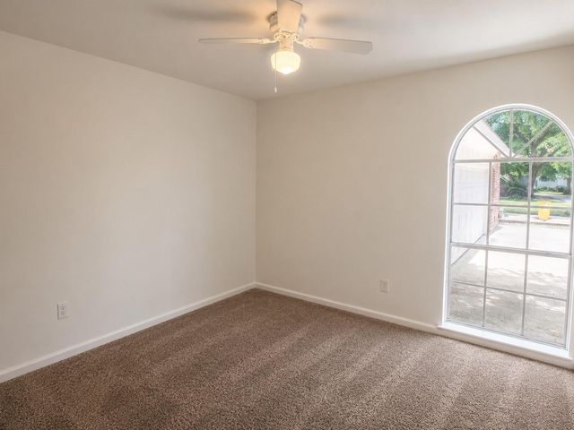 7607 Salge Drive, Houston, TX 77040