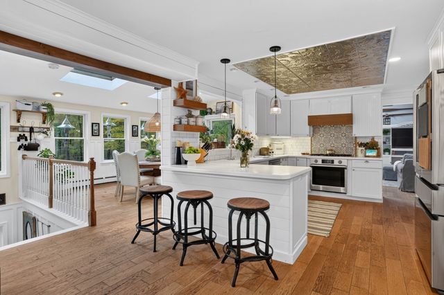122 Prides Crossing Rd, Sudbury, MA 01776