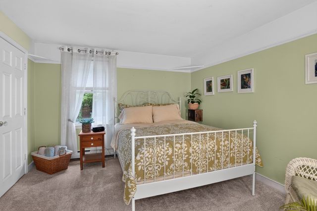 122 Prides Crossing Rd, Sudbury, MA 01776