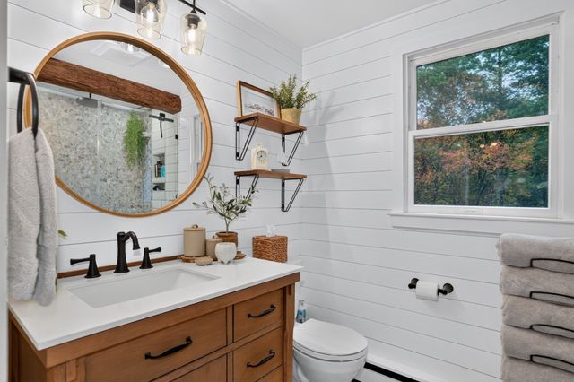 122 Prides Crossing Rd, Sudbury, MA 01776