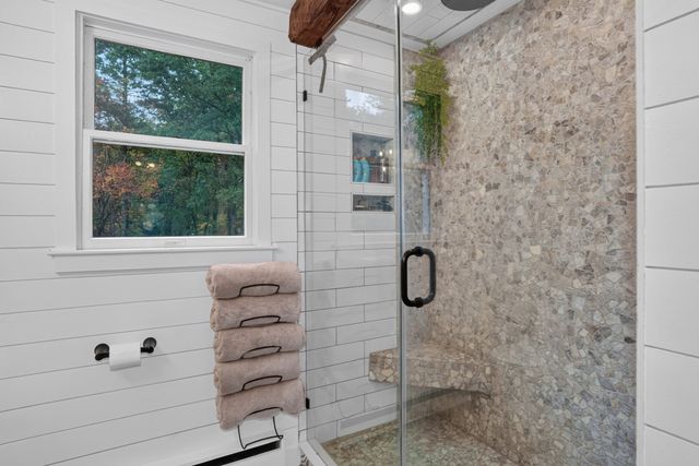 122 Prides Crossing Rd, Sudbury, MA 01776