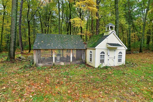 122 Prides Crossing Rd, Sudbury, MA 01776
