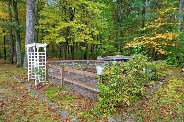 122 Prides Crossing Rd, Sudbury, MA 01776