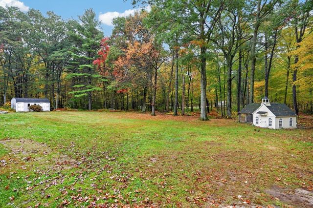 122 Prides Crossing Rd, Sudbury, MA 01776