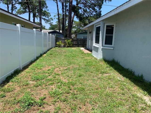 1875 VAMO DRIVE, Sarasota, FL 34231