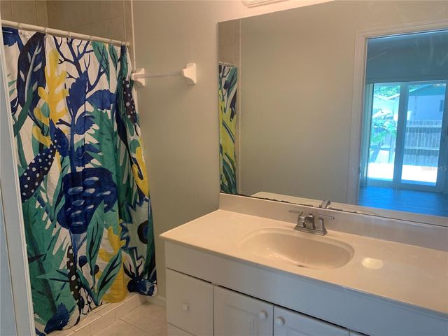 1875 VAMO DRIVE, Sarasota, FL 34231