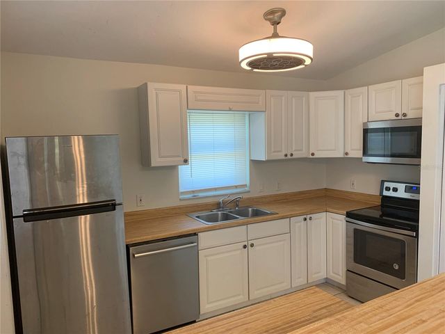 1875 VAMO DRIVE, Sarasota, FL 34231