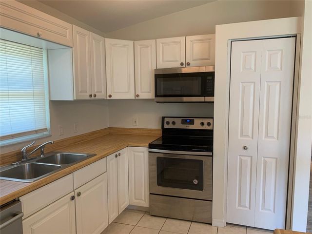 1875 VAMO DRIVE, Sarasota, FL 34231