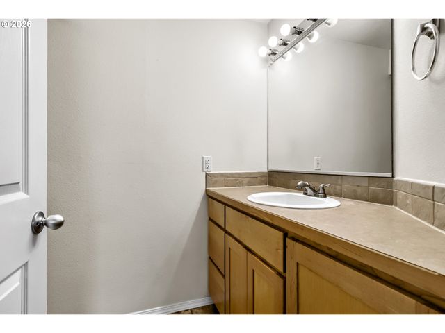 6509 Ne DEER RUN St, Hillsboro, OR 97124