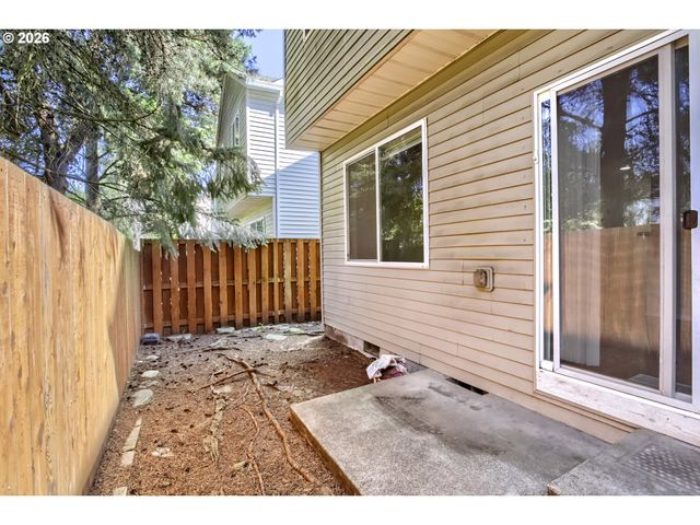 6509 Ne DEER RUN St, Hillsboro, OR 97124