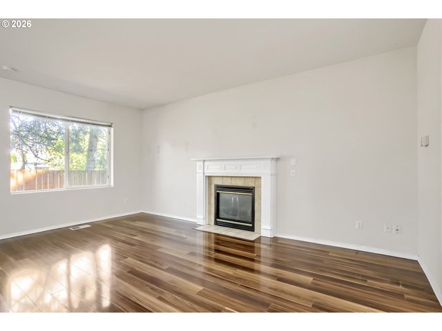 6509 Ne DEER RUN St, Hillsboro, OR 97124