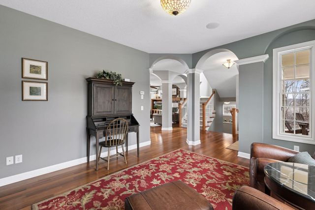 572 Spruce Circle, Eagan, MN 55123