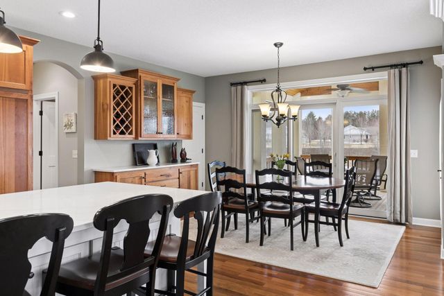 572 Spruce Circle, Eagan, MN 55123