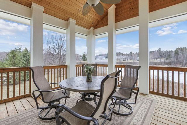 572 Spruce Circle, Eagan, MN 55123