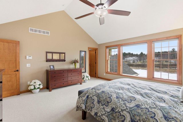 572 Spruce Circle, Eagan, MN 55123