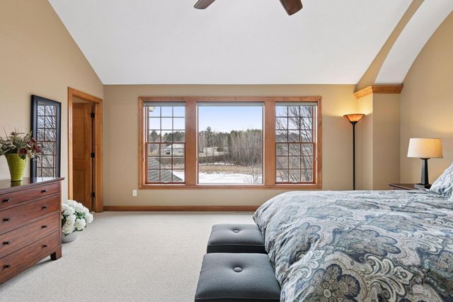 572 Spruce Circle, Eagan, MN 55123