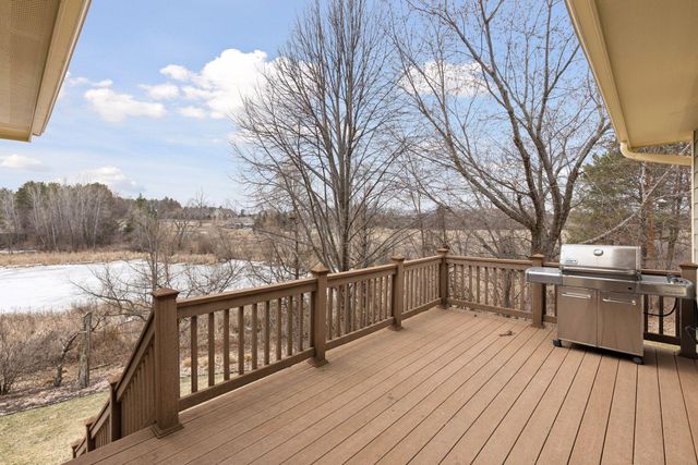 572 Spruce Circle, Eagan, MN 55123