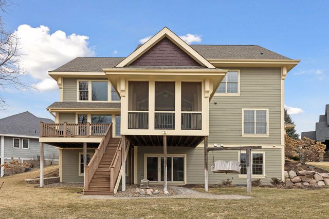 572 Spruce Circle, Eagan, MN 55123