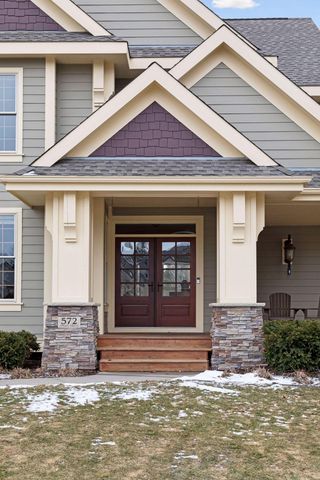 572 Spruce Circle, Eagan, MN 55123
