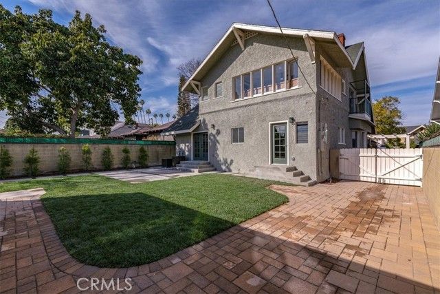 2274 W 21st Street, Los Angeles, CA 90018