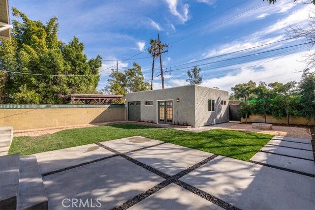 2274 W 21st Street, Los Angeles, CA 90018