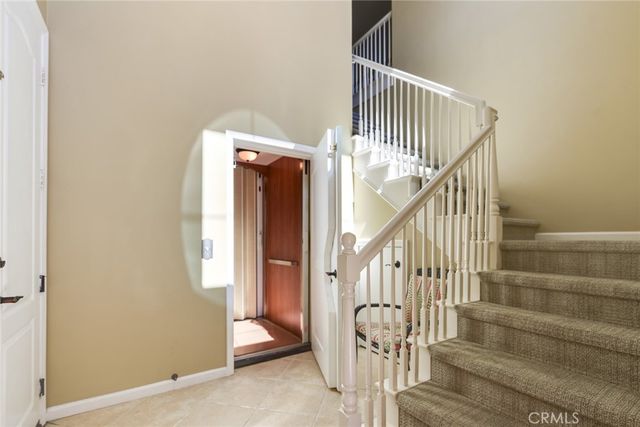 8906 Cuyamaca, Corona, CA 92883