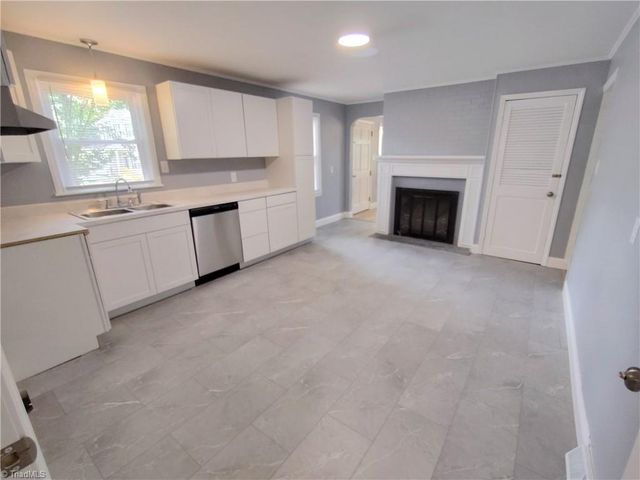 826 Graylyn Drive, High Point, NC 27263