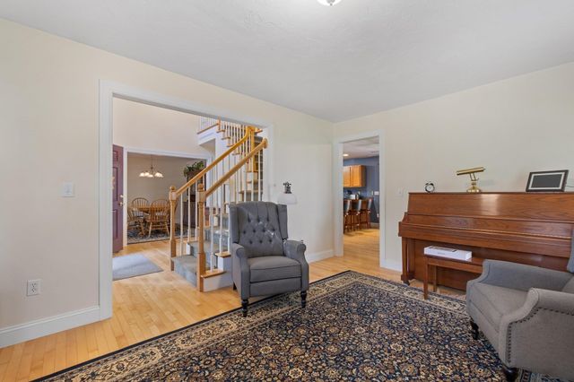 27 Tannery Rd., Sturbridge, MA 01518