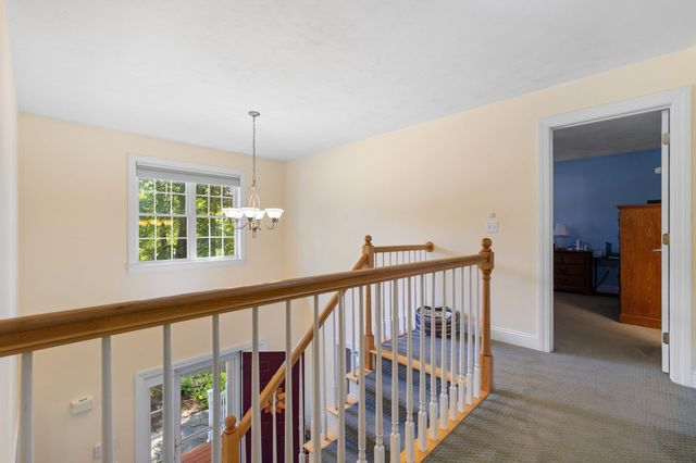 27 Tannery Rd., Sturbridge, MA 01518