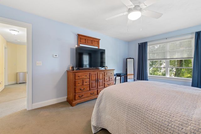 27 Tannery Rd., Sturbridge, MA 01518