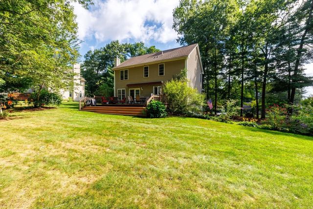 27 Tannery Rd., Sturbridge, MA 01518