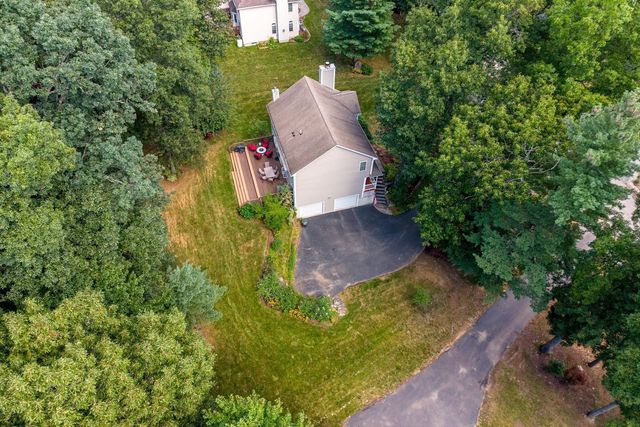 27 Tannery Rd., Sturbridge, MA 01518