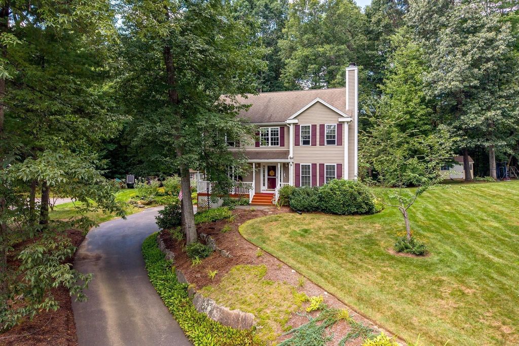 27 Tannery Rd., Sturbridge, MA 01518