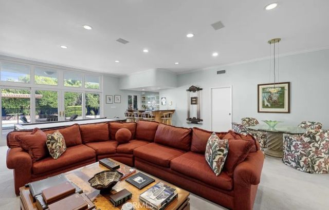 19825 Santa Rita Street, Woodland Hills, CA 91364