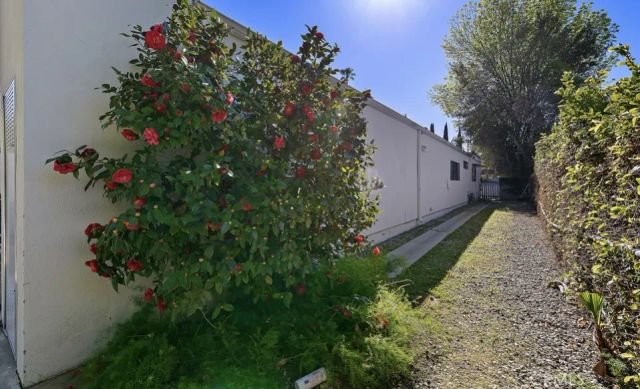 19825 Santa Rita Street, Woodland Hills, CA 91364