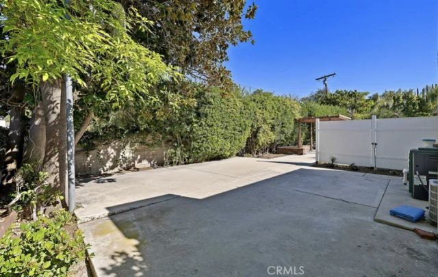 19825 Santa Rita Street, Woodland Hills, CA 91364