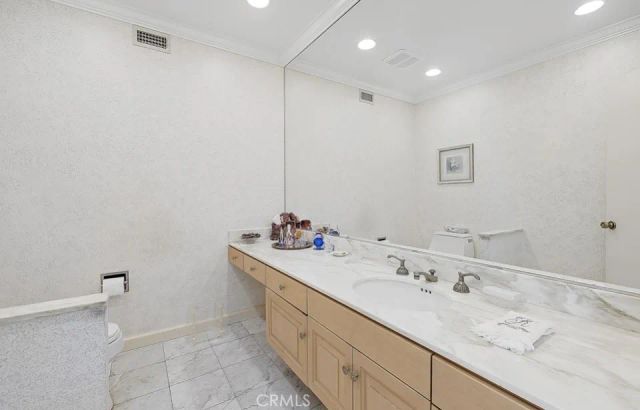 19825 Santa Rita Street, Woodland Hills, CA 91364