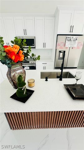 2614 12th ST SW, Lehigh Acres, FL 33976