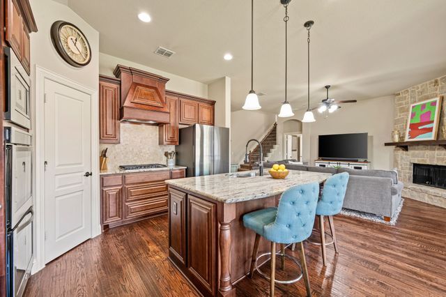 5209 Edgebrook Way, Fort Worth, TX 76244