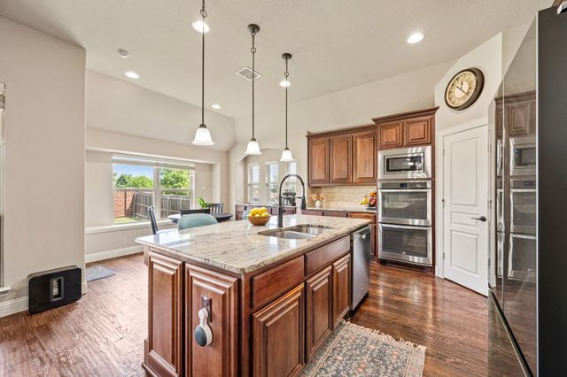 5209 Edgebrook Way, Fort Worth, TX 76244