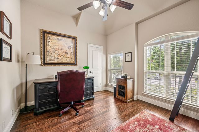 5209 Edgebrook Way, Fort Worth, TX 76244