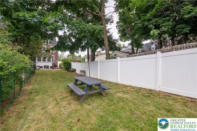 111 East Garrison Street, Bethlehem City, PA 18018